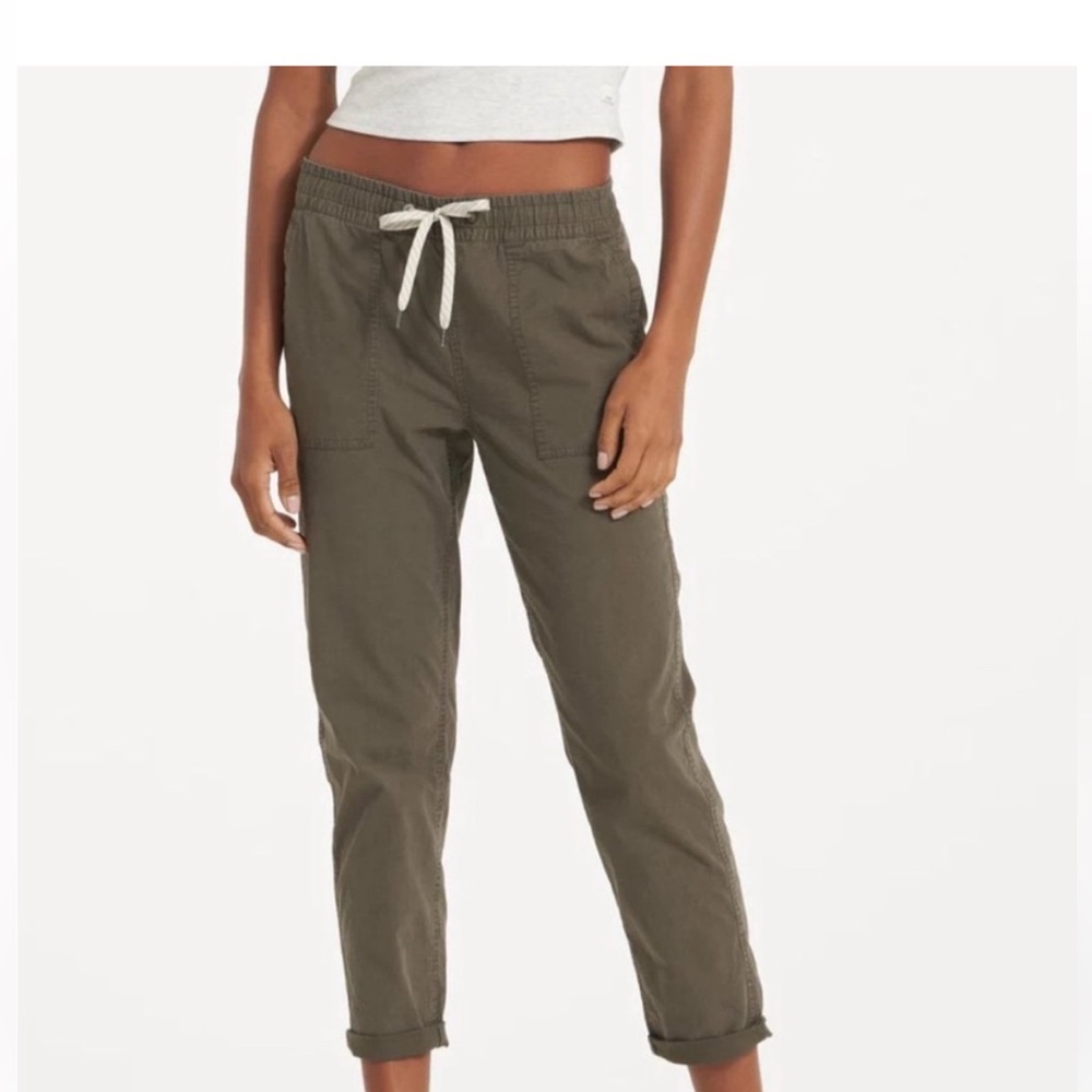 Vuori NWT Vintage Ripstop Pant in Dark Oregano Size medium